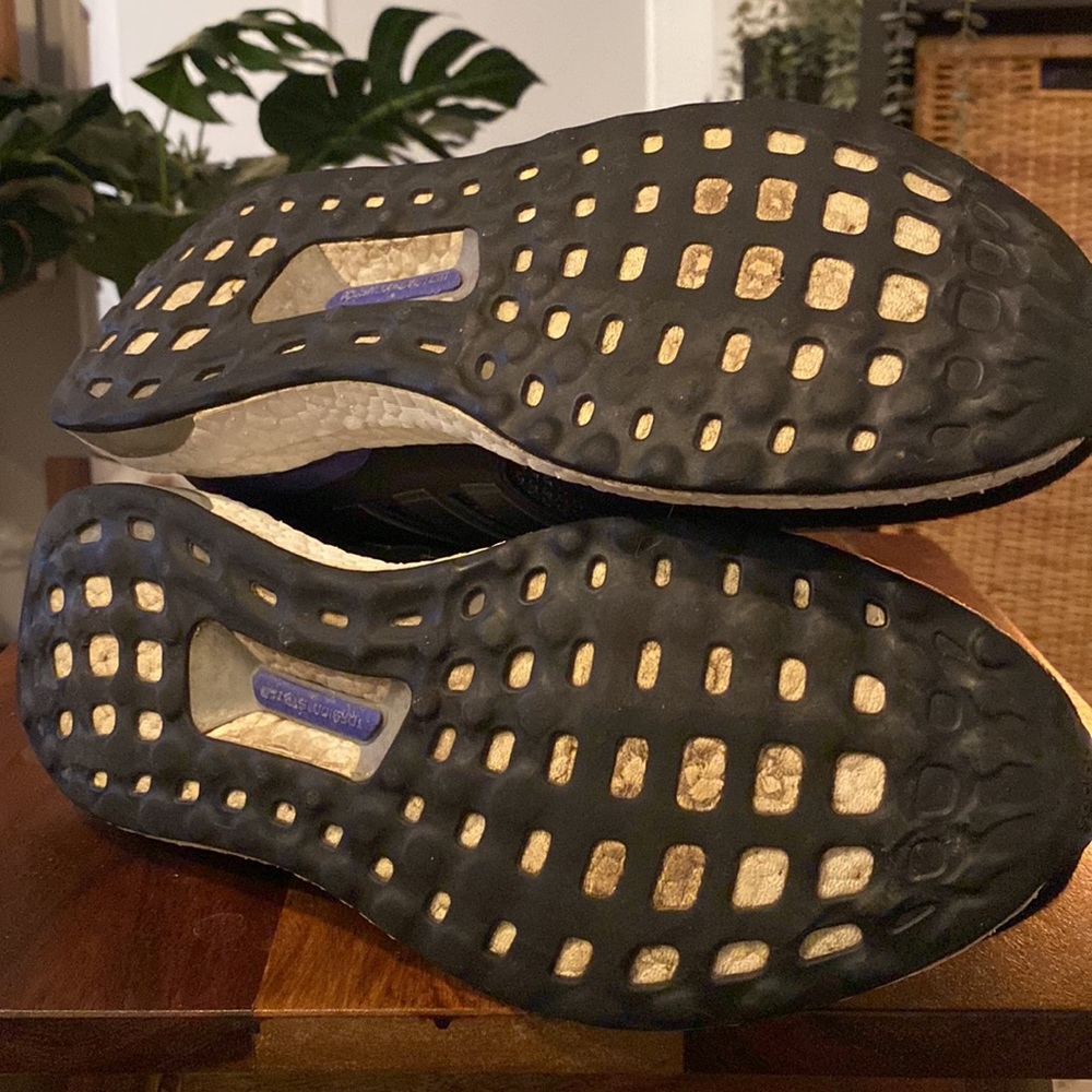 Adidas ultraboost shoes sneakers size 9 - Picture 5 of 8